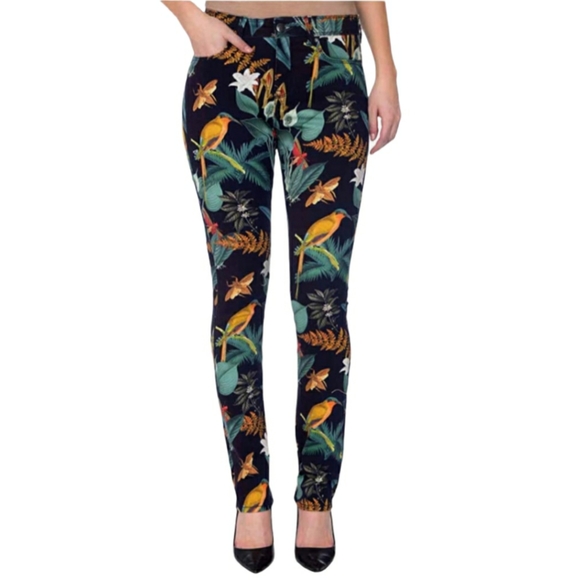 Lola Jeans Kate Stretch High Rise Straight - Picture 2 of 12